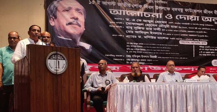 সময় হলে বুঝবেন দেশ ছেড়ে কারা পালায়: মায়া চৌধুরী