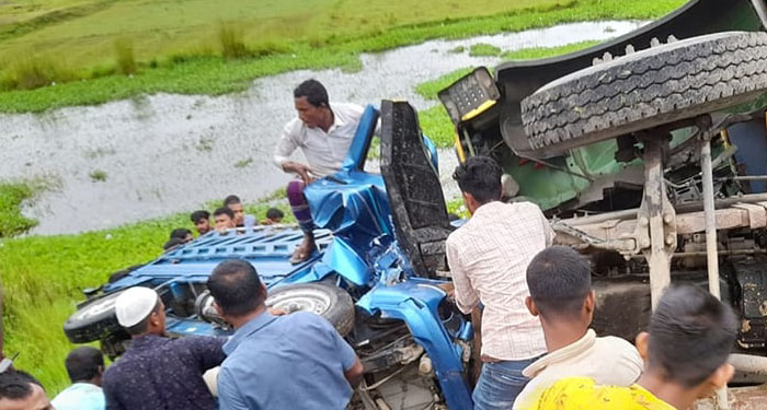 সিলেটে ট্রাক-পিকআপ সংঘর্ষে নিহত ২