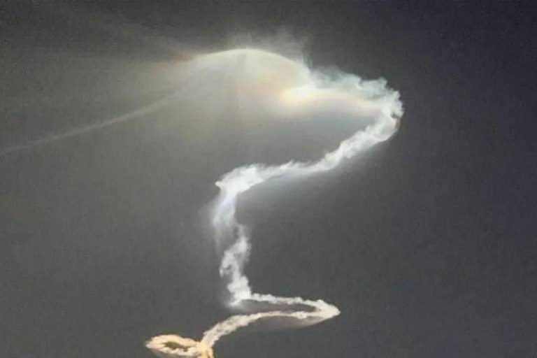 অবিশ্বাস্য ক্ষমতা! সেজিল ক্ষেপণাস্ত্র নিয়ে নতুন দাবি ইরানের